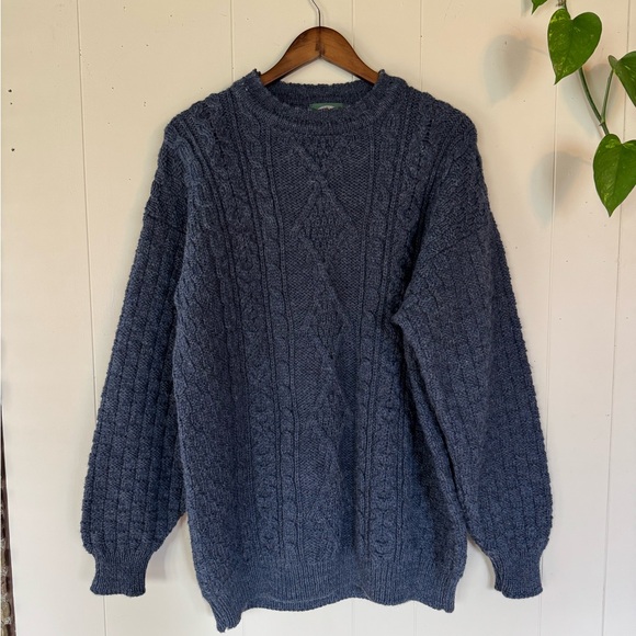 Cabela's Other - Cabela's Blue Crewneck Sweater